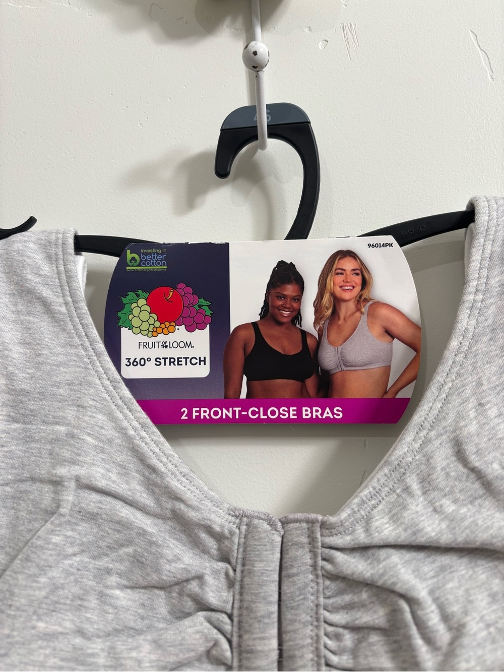 2 Front-Close Bras - Picture 2 of 7